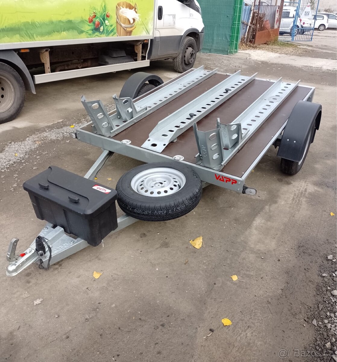 Půjčovna nonstop- přívěsný vozík VAAP na přepravu motorek - 2
