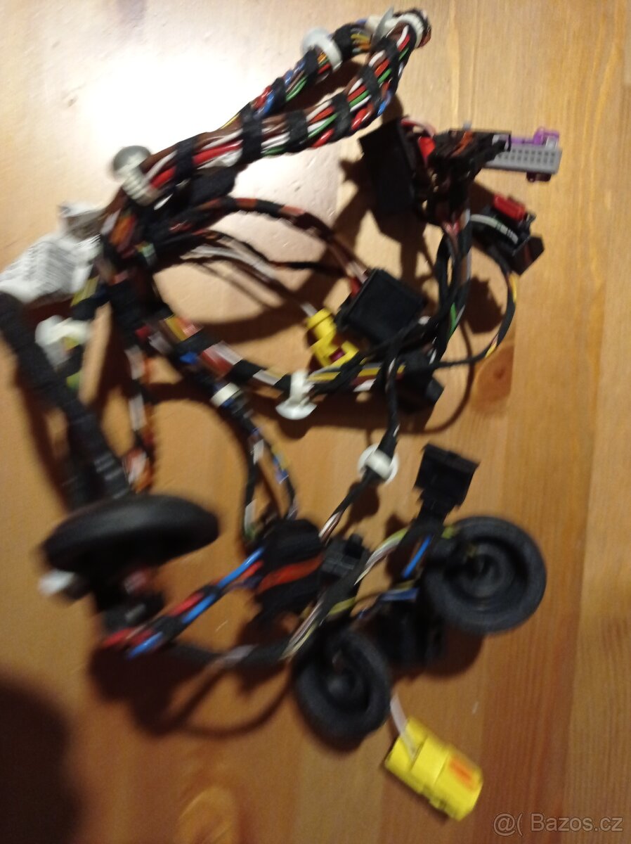 KABEL. SVAZEK OCTAVIA DVEŘE LP + PP - 2