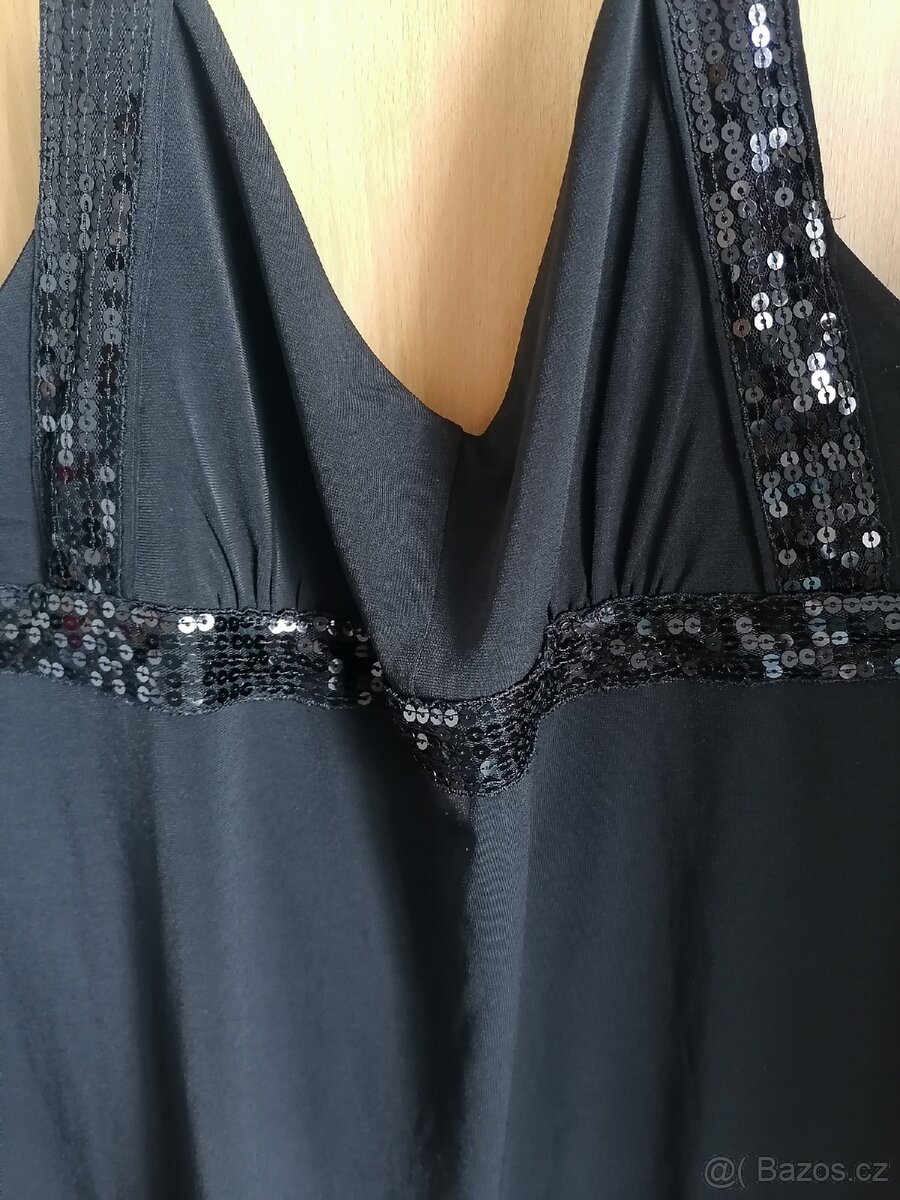 Černé šaty - 2
