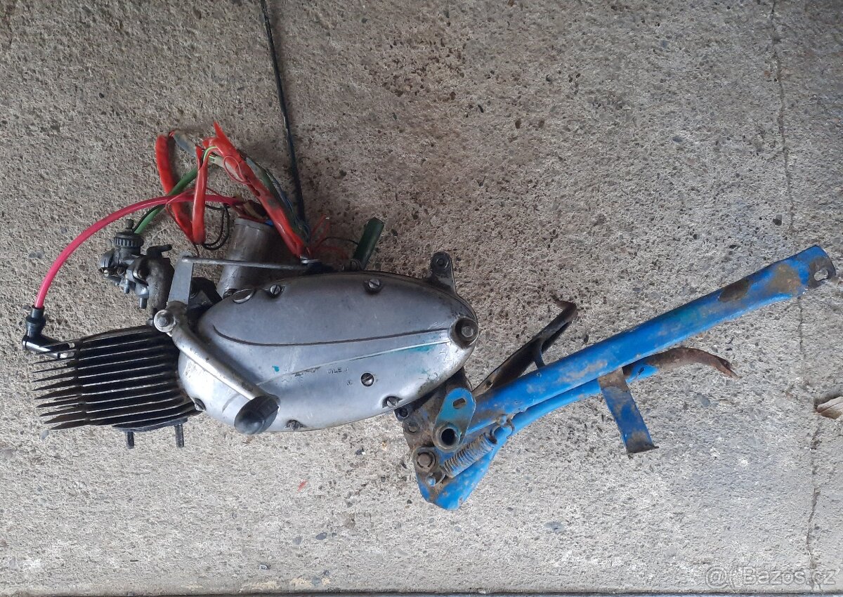 Motor jawa pionýr - 2