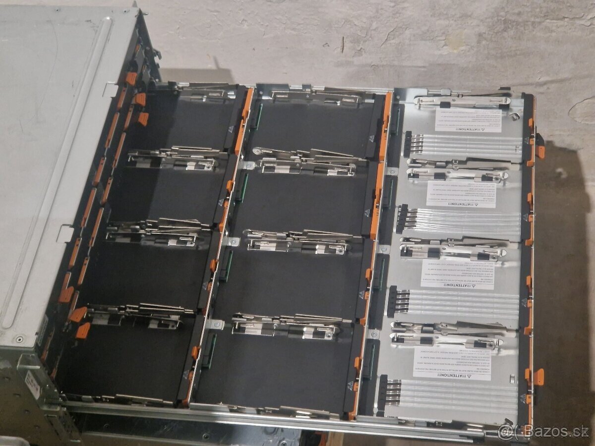 Dell PowerVault MD 3060e Expansion Storage - 2