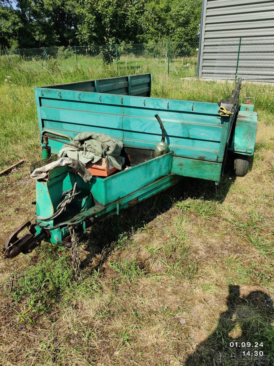 Přívěs-autoprepravnik - 2