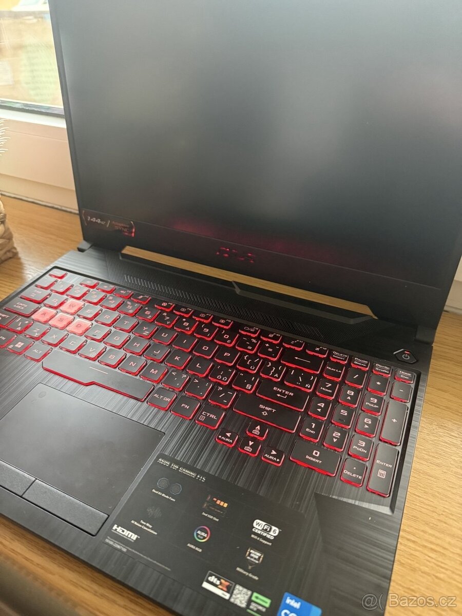 Prodám herní notebook na ND Asus TUF Gaming FX506H - 2