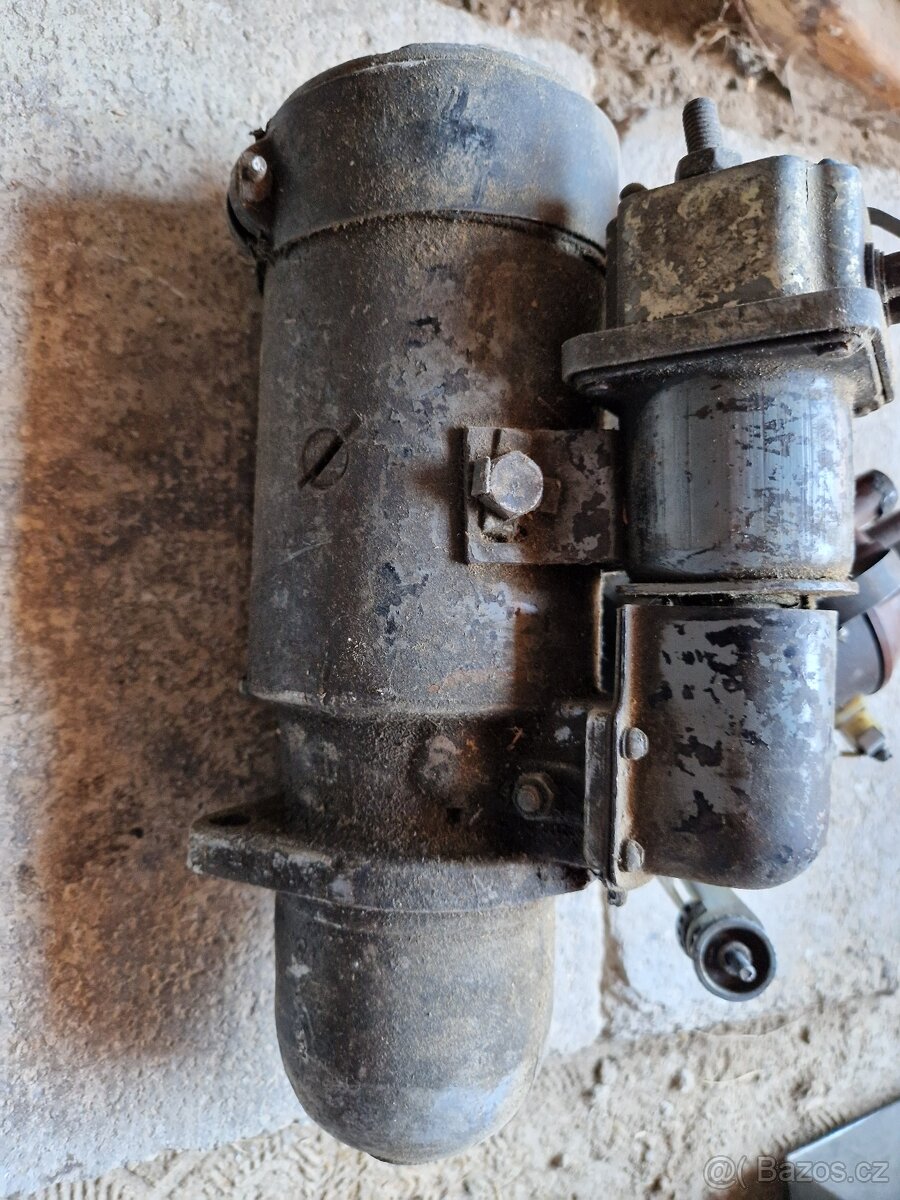 GAZ, Volha 21, startér, rozdělovač - 2