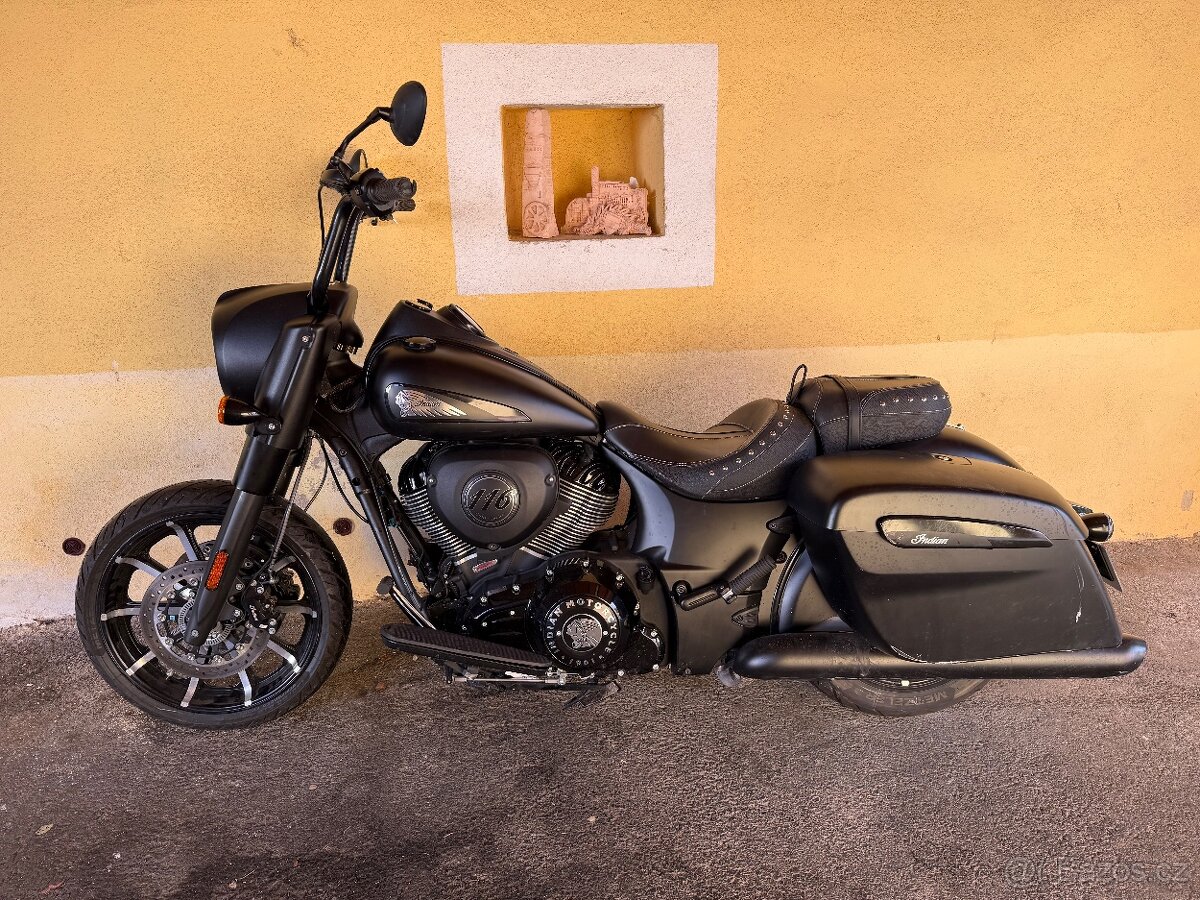 Indian Springfield Dark Horse 2023 - 2