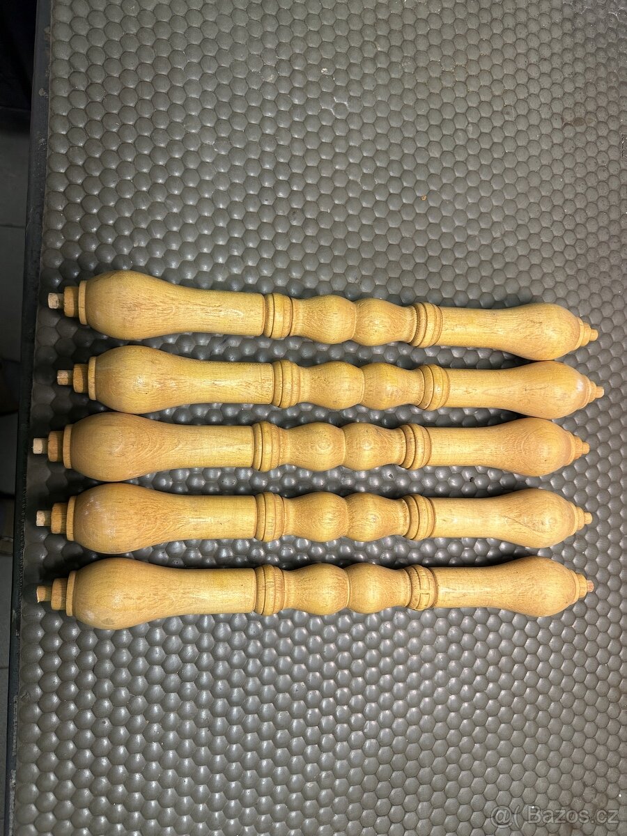 Dřevěné tyče - 2