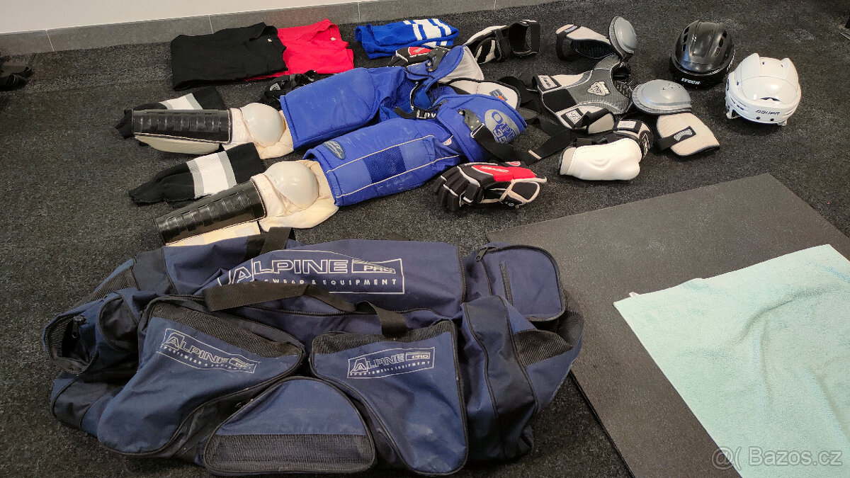 Hokejová výstroj - 2