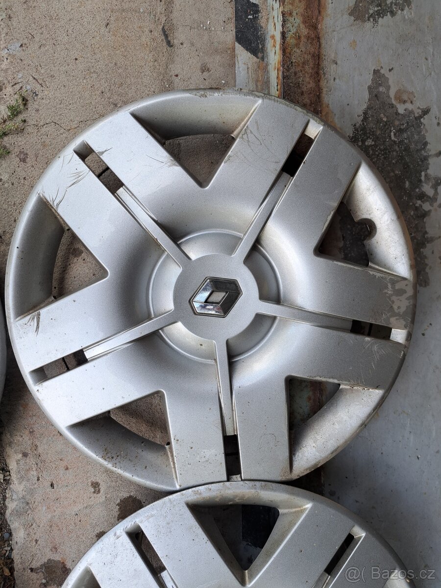 Poklice Renault CAROLI 15" - 2