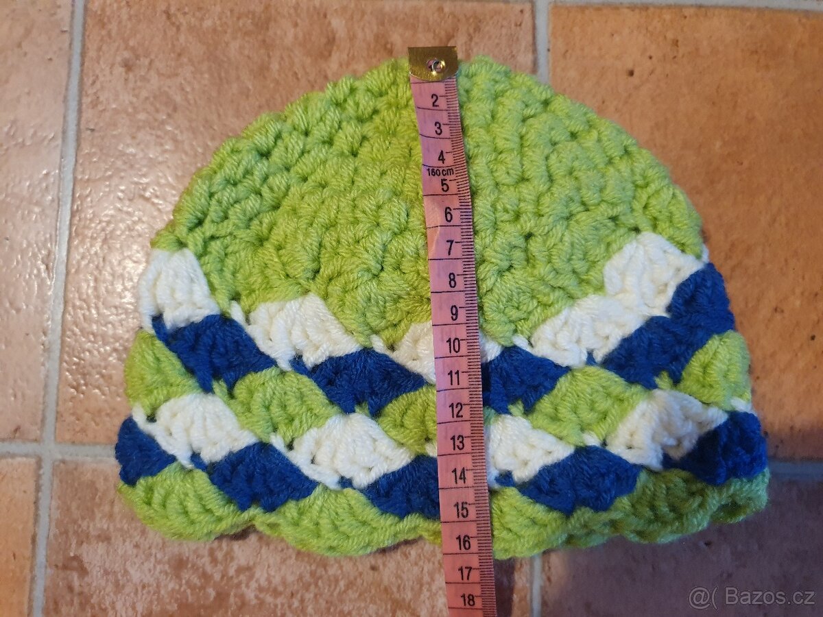 Nová háčkovaná čepice zelená - 2