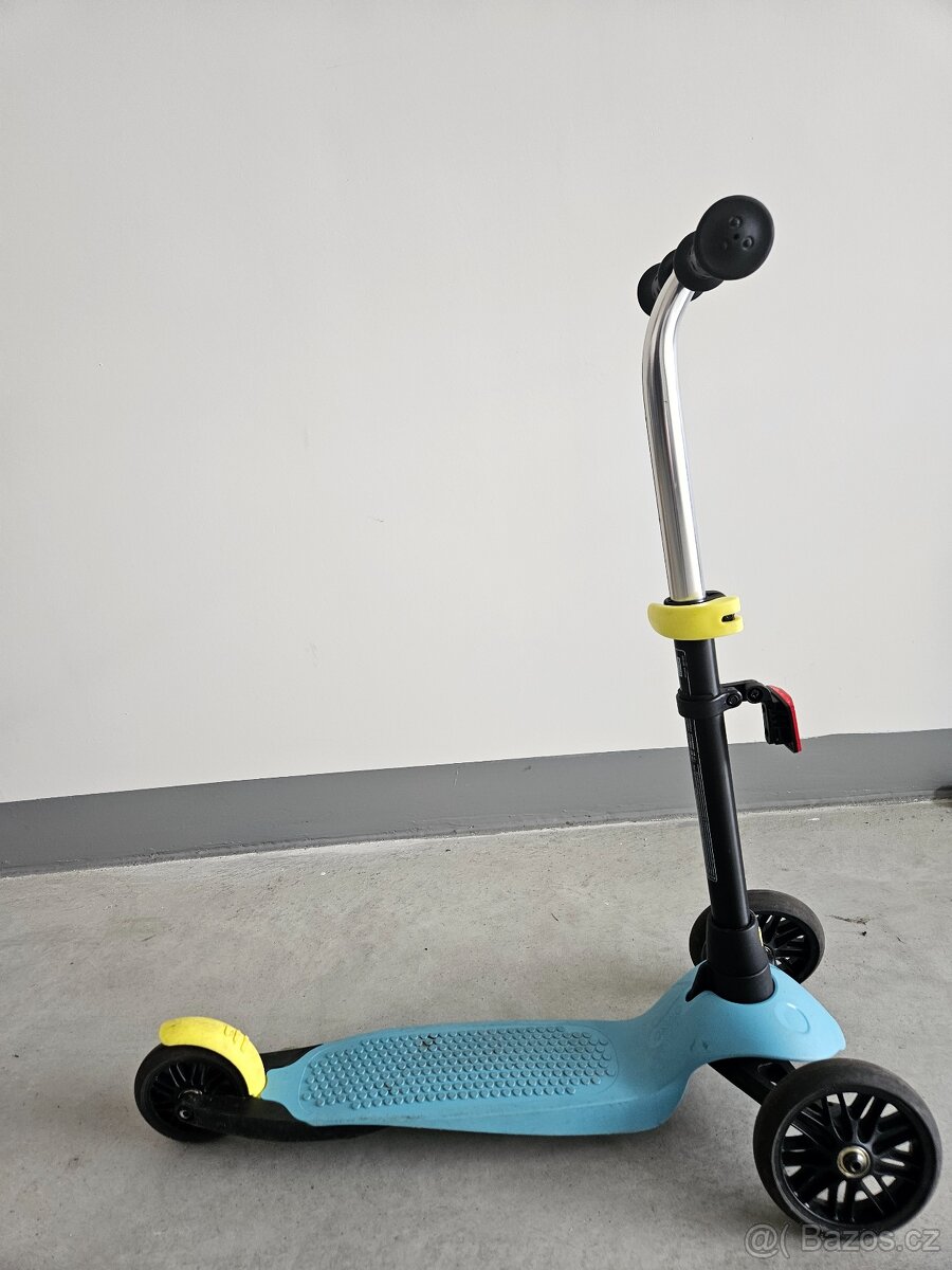 Koloběžka - trojkolka - 2