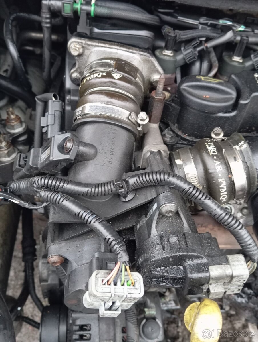 Ford C-MAX 1.6 TDCi ( HDI ) - kompletní motor, převodovka - 2