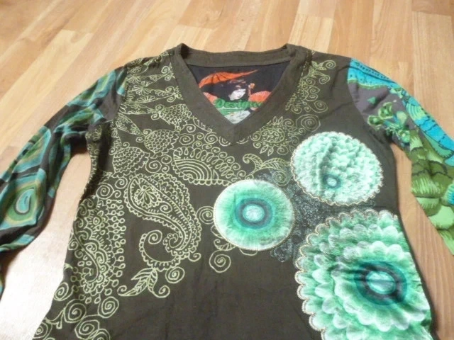 triko Desigual vel.M - 2
