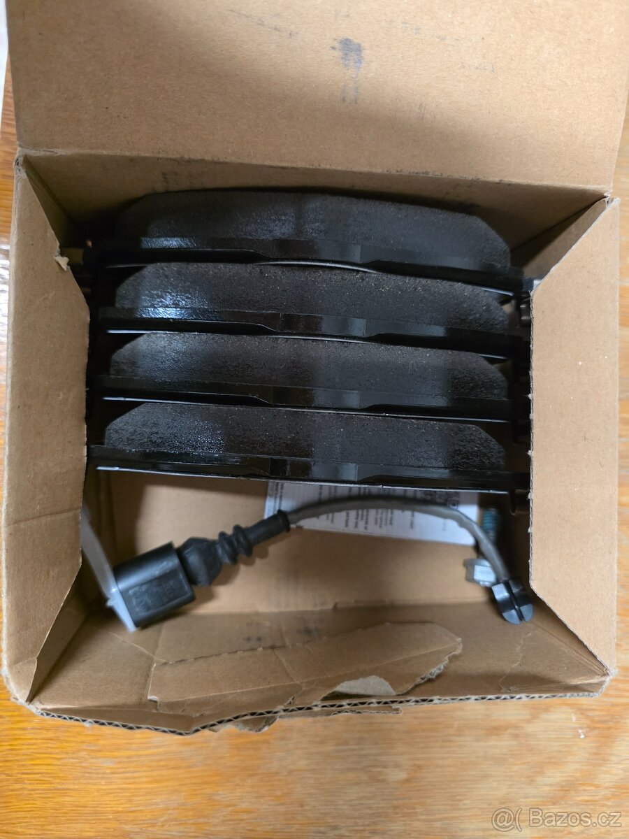 Brdzové destičky 8V0698151S - 2