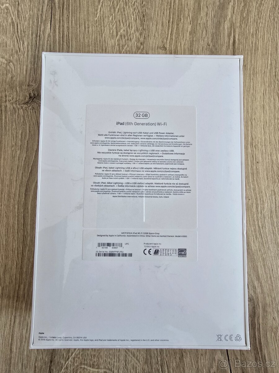 Apple iPad 6th generation Wi-Fi 32 GB Space grey - 2