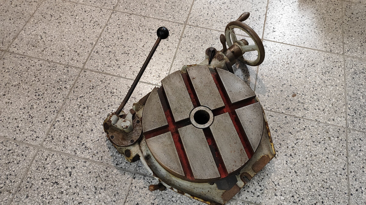 Otočný stůl na frézku, vrtačku a pod. 320mm - 2