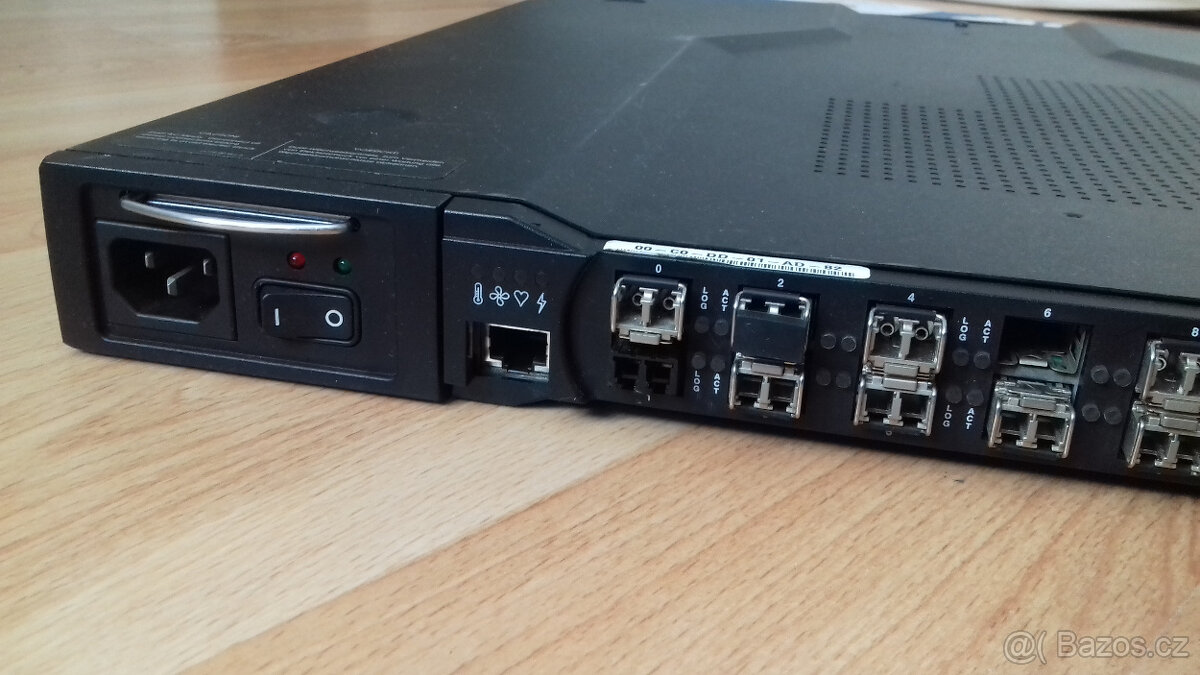 Optický switch Qlogic FC16-2 - 2