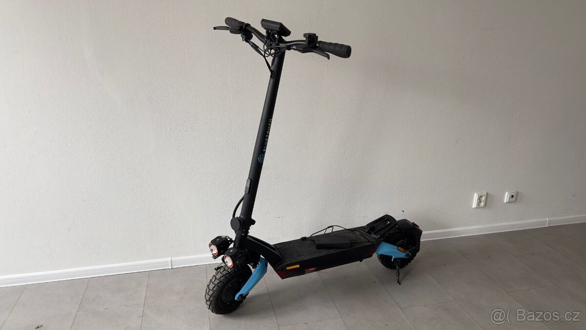 Elektrokoloběžka Maxwheel T8B modrá - 2