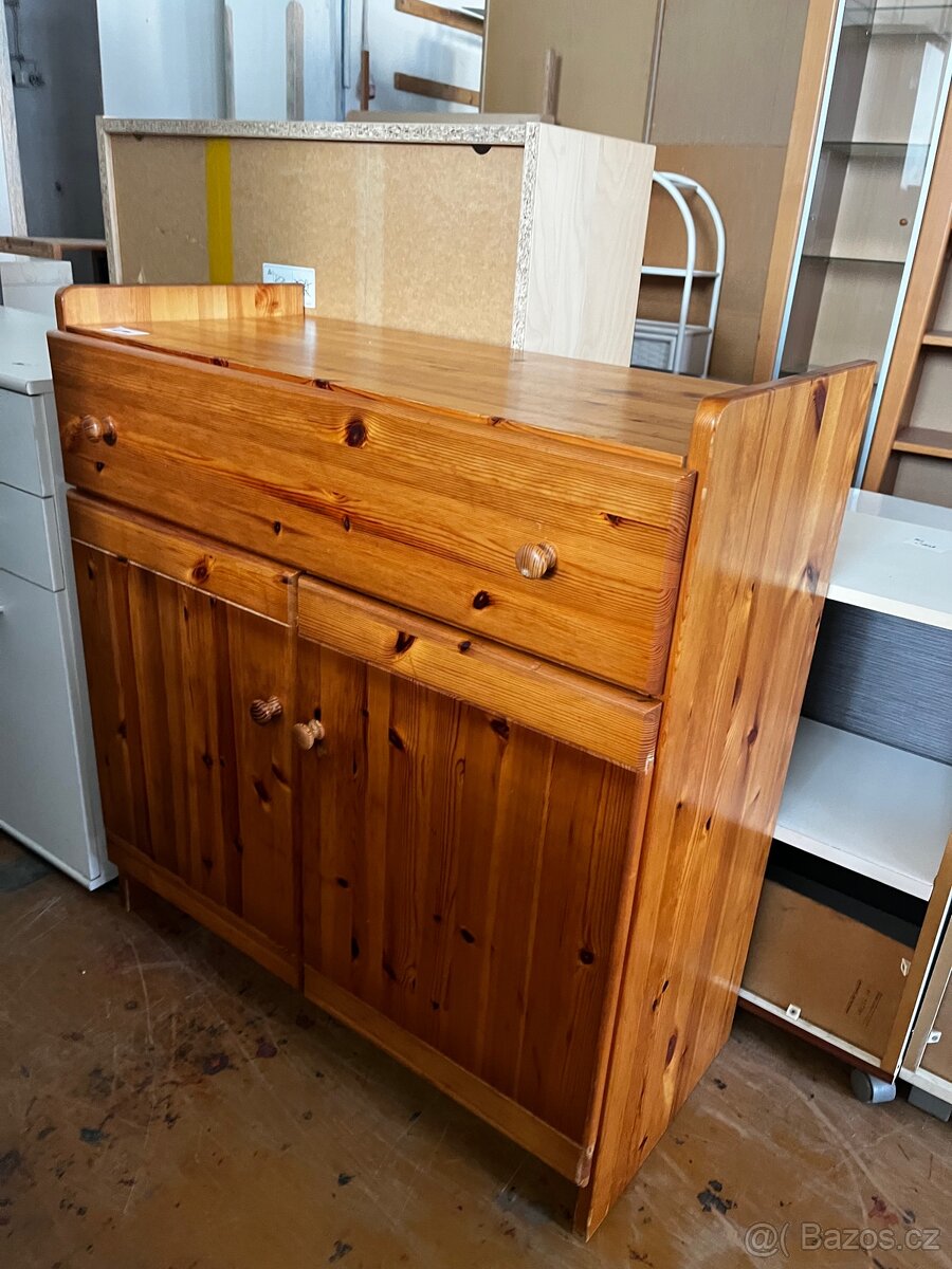 Komoda - 2