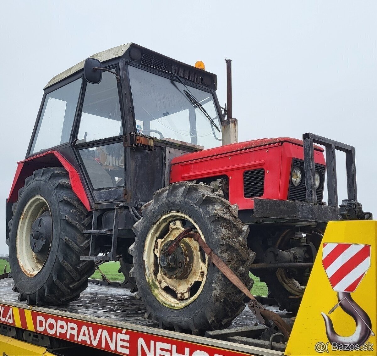 Predam traktor zetor 7045 s TP A ŠPZ - 2