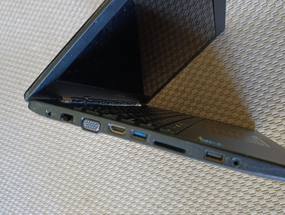Notebook Asus X553M 🔧 Na náhradní díly - 2