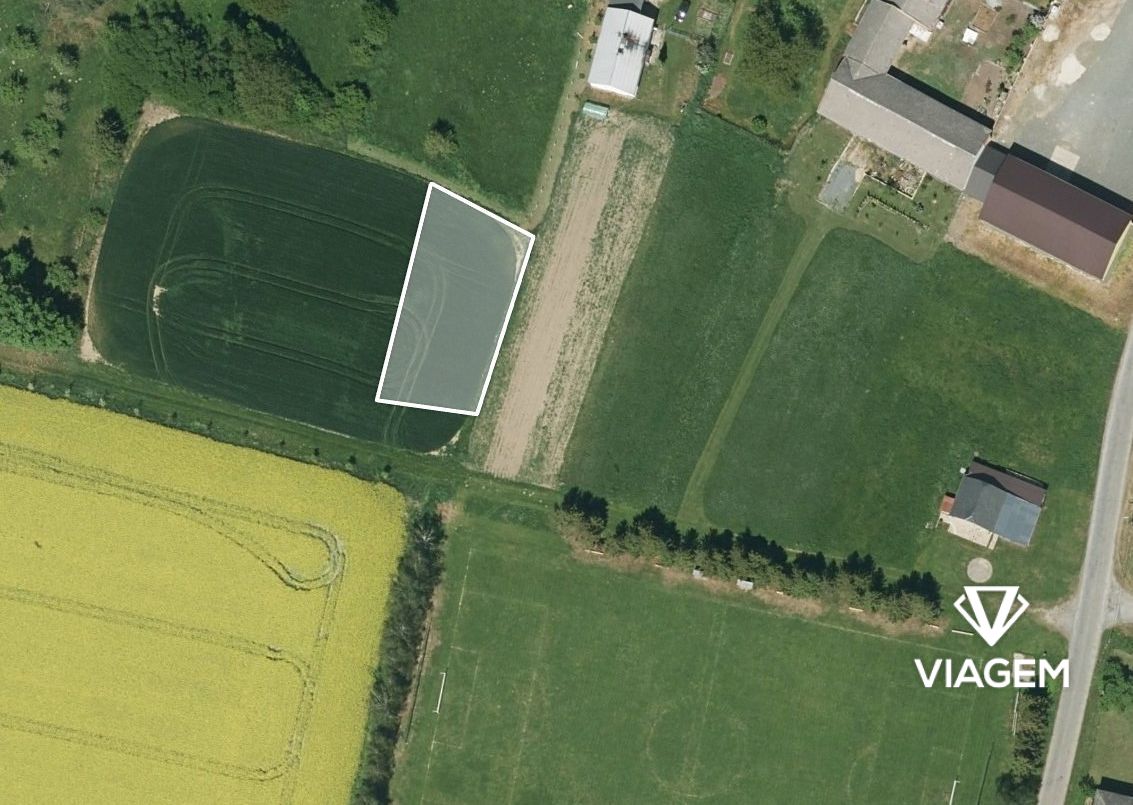 Pole 836 m², Podíl 50 % o výměře 418 m² - 2