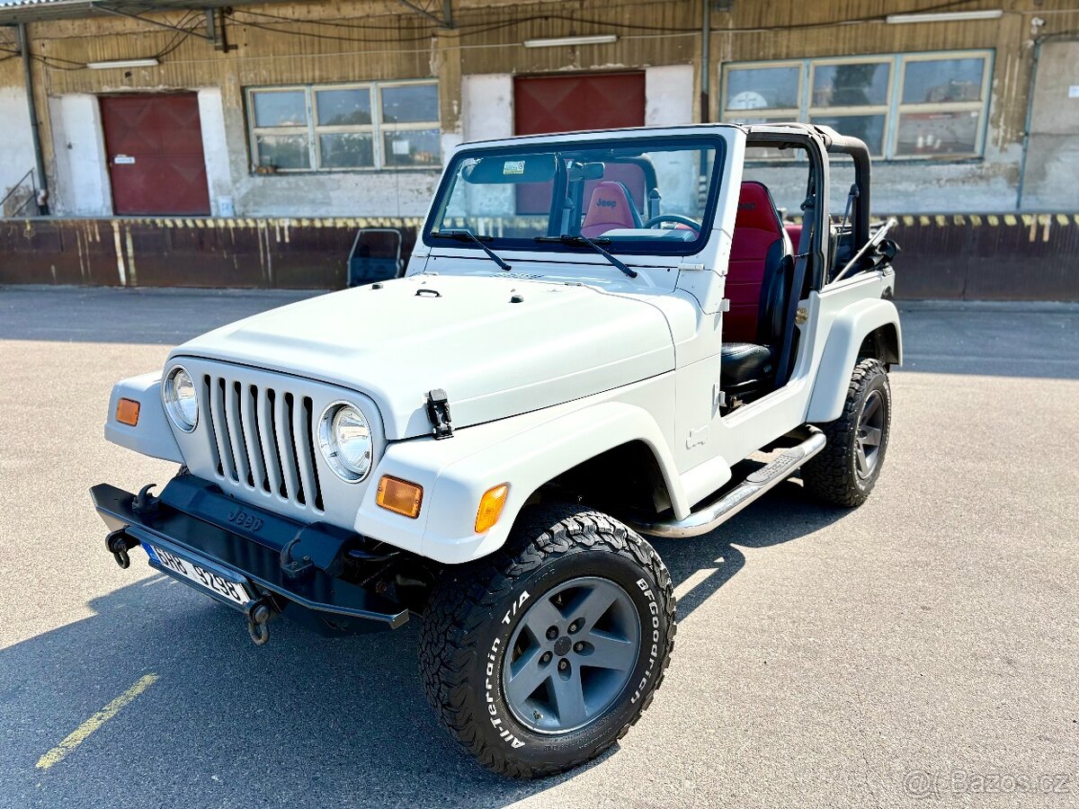 1999 Jeep Wrangler TJ | EU verze | po renovaci