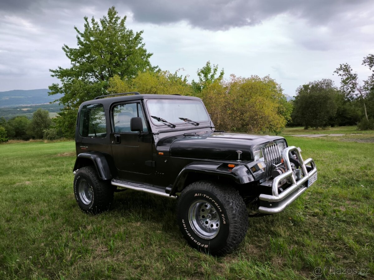 Jeep Wrangler YJ 4.0 130kW 1989 manual samosvor hardtop