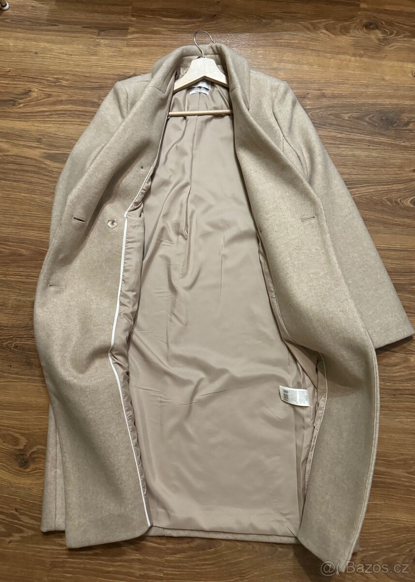 Dámský zateplený kabát Reserved nový - 2