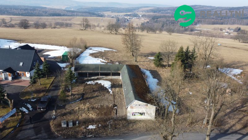 pozemek s objektem na rekonstrukci s projektem Mníšek - 2