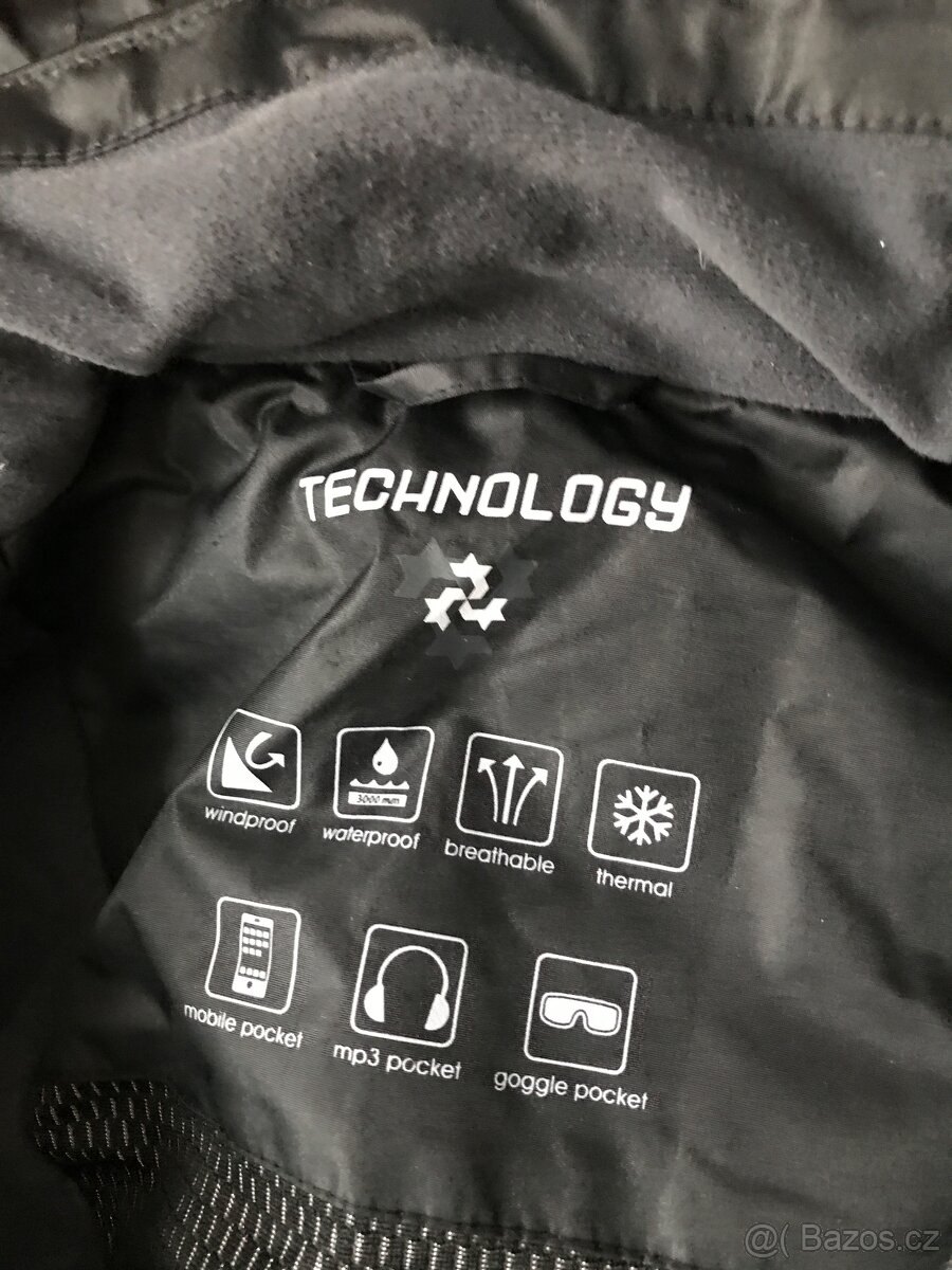 Dámská lyžařská bunda černá v.40-42 - 2