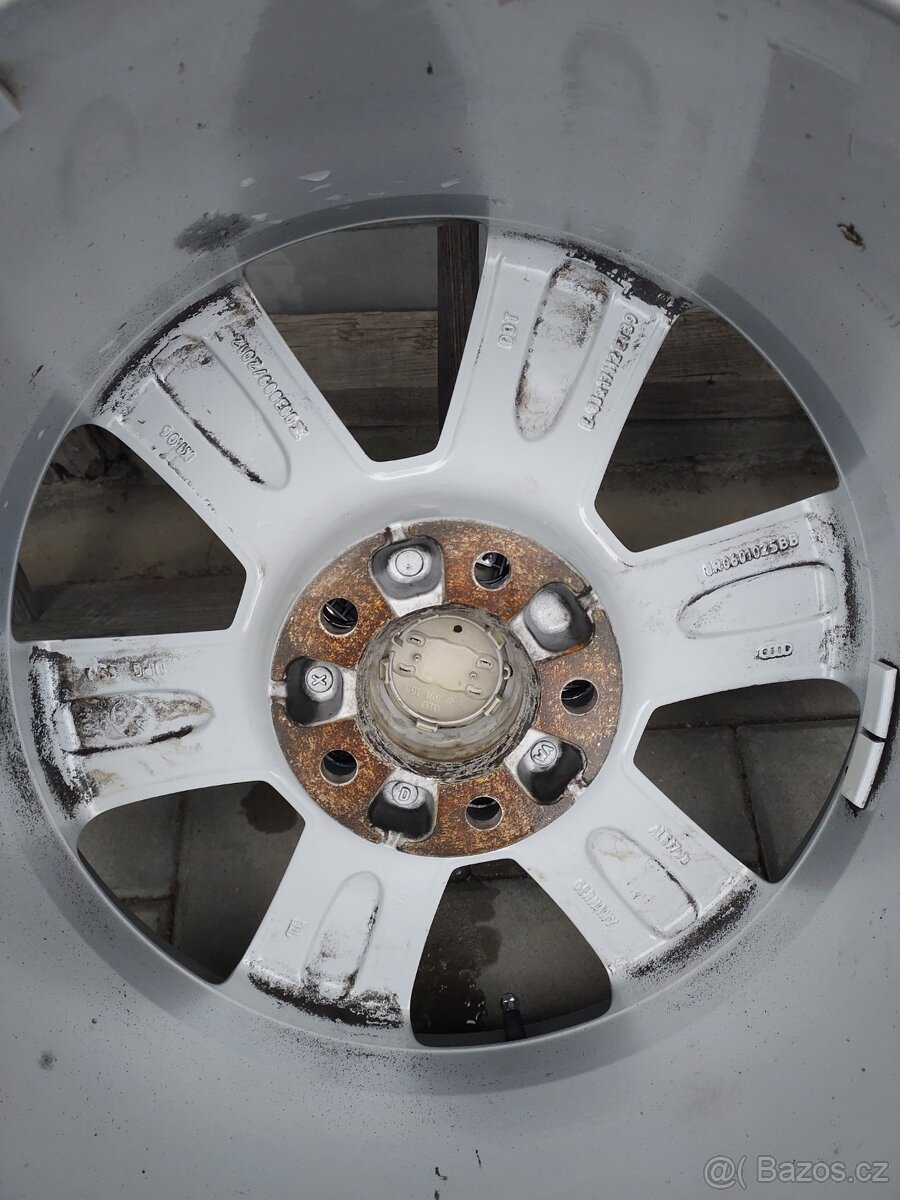 Originál ALU kola Audi Q5 17" 8J ET39 - 2