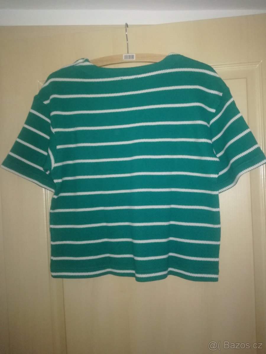 NOVÝ svetr,Benetton,vel.L - 2