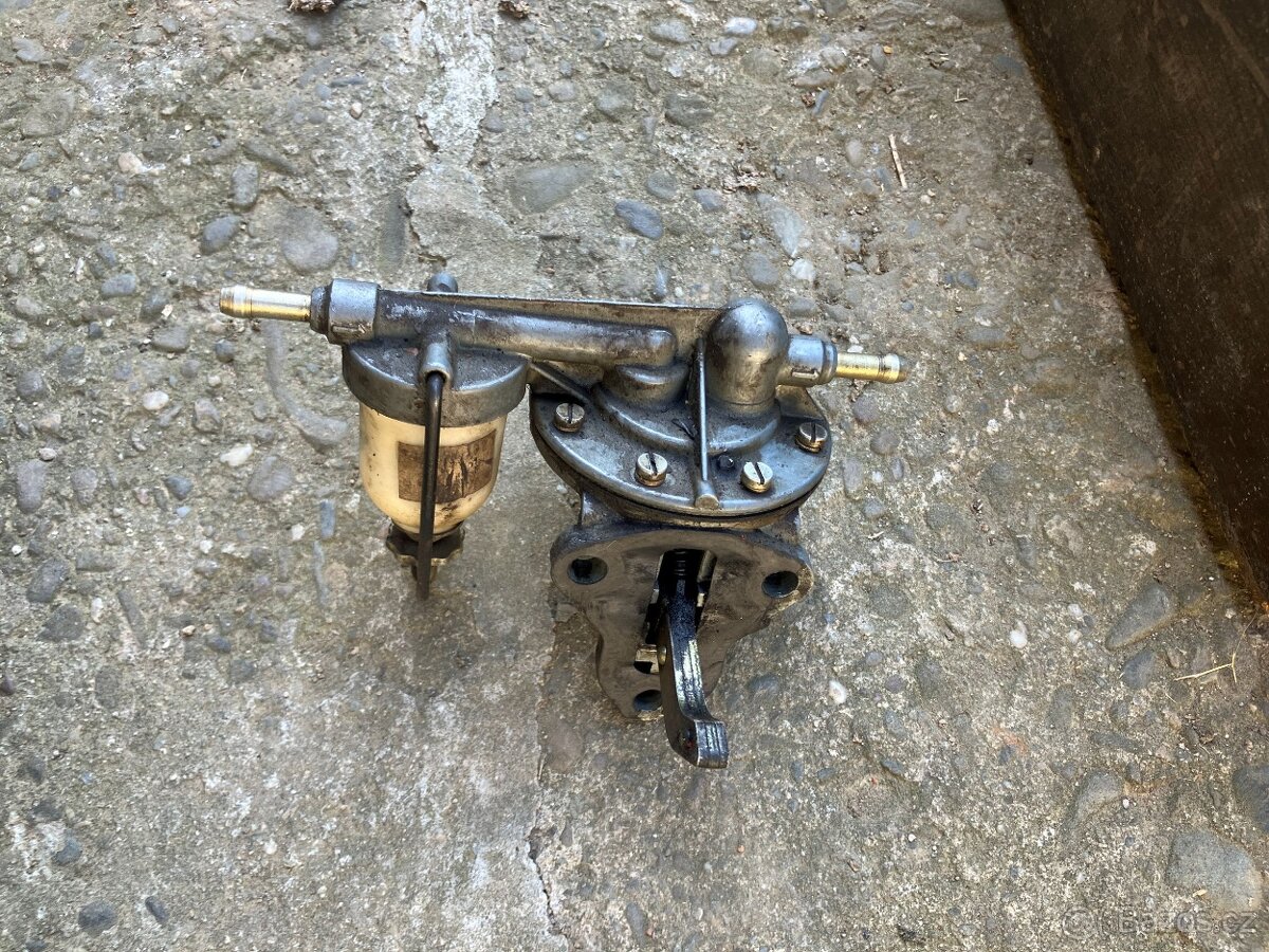 směs auto dílů pro veterány - 2