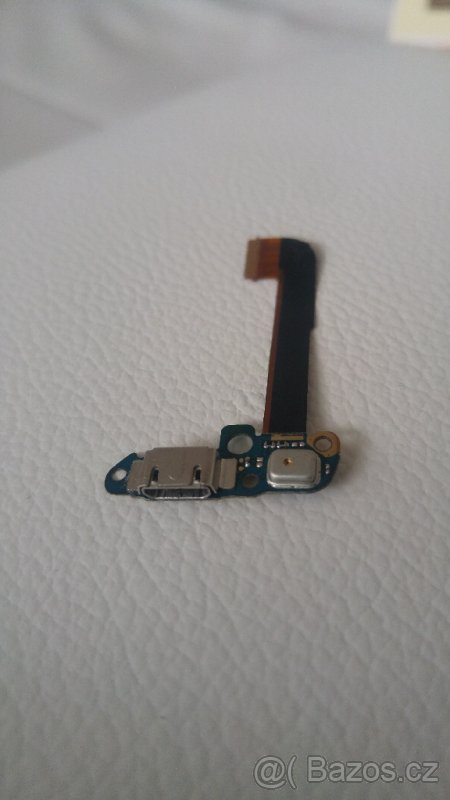 napájecí flex kabel HTC One M7 - 2