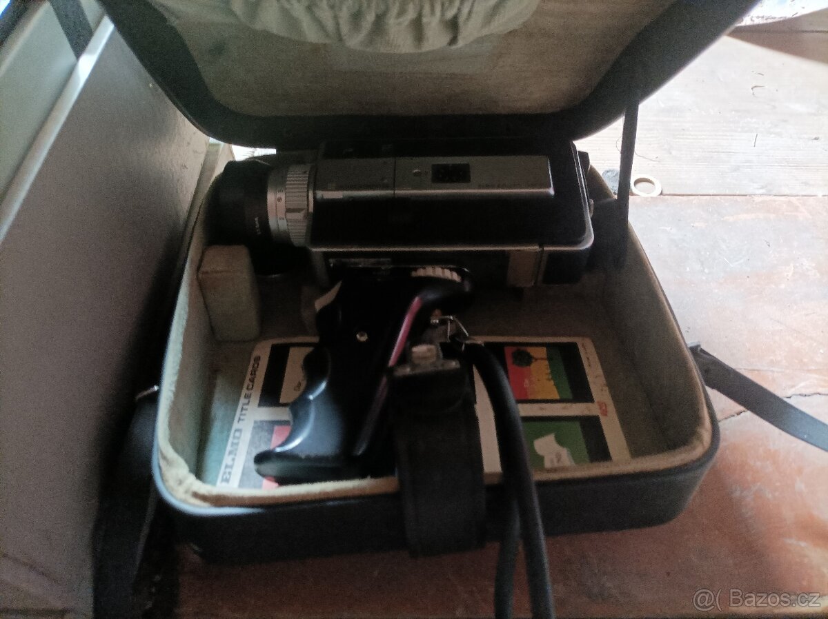 Stará kamera,foto blesky aj. - 2