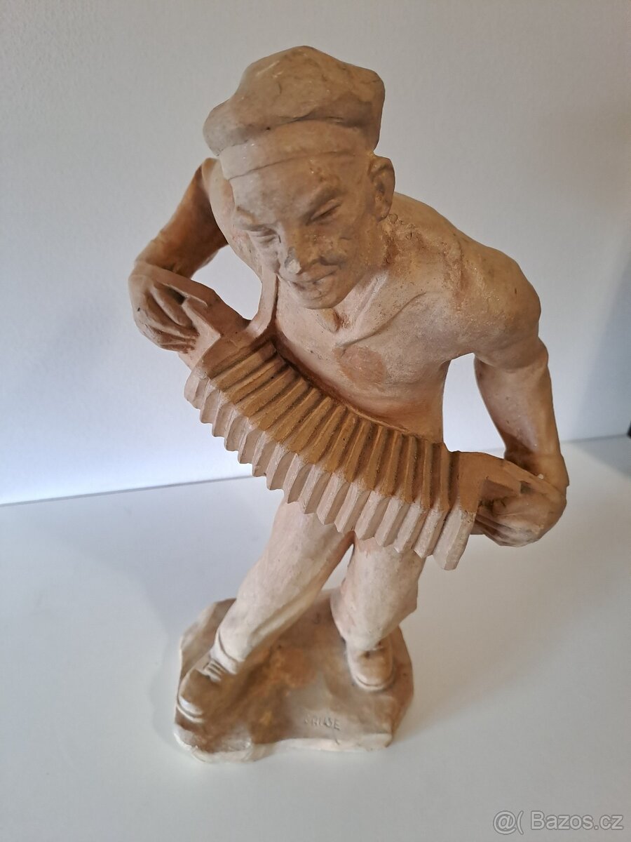 Socha terakota Gause - 2