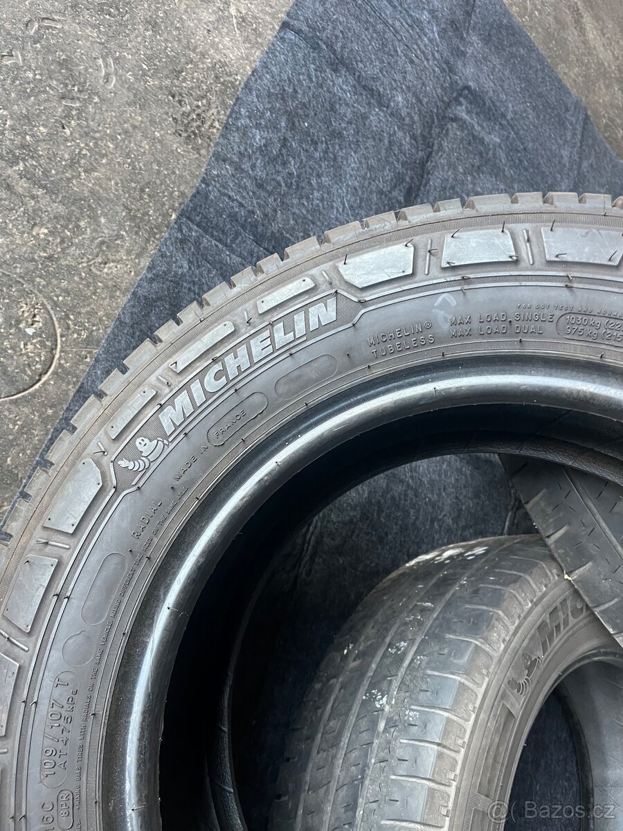 Michelin 215/65/16C - 2