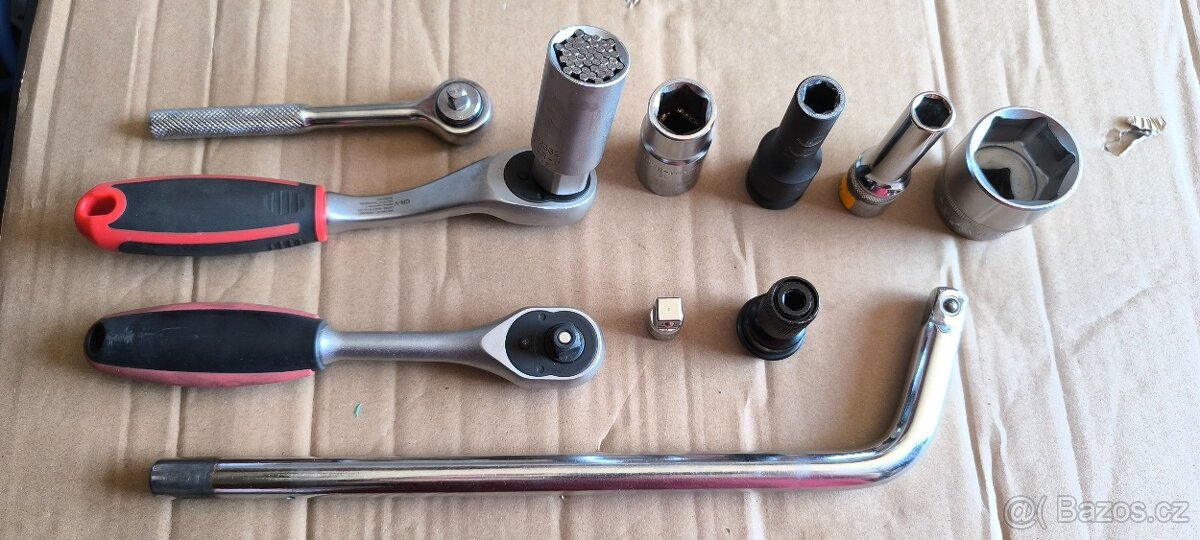 různé ráčny a ořechy - 2