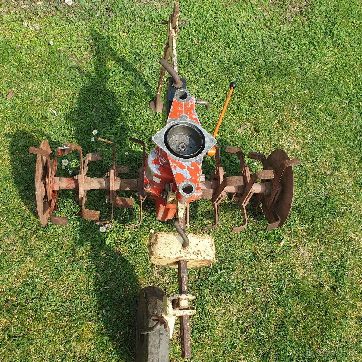 VARI TERA rotavátor a převodovka T20 - 2