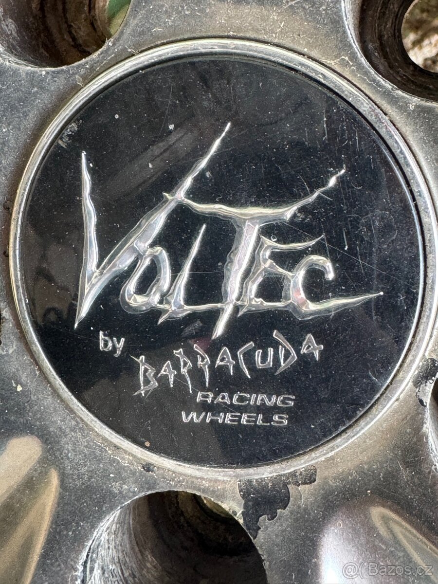 5x100 R18 Voltec Barracuda včetně podložek z 5x100 na 5x112 - 2
