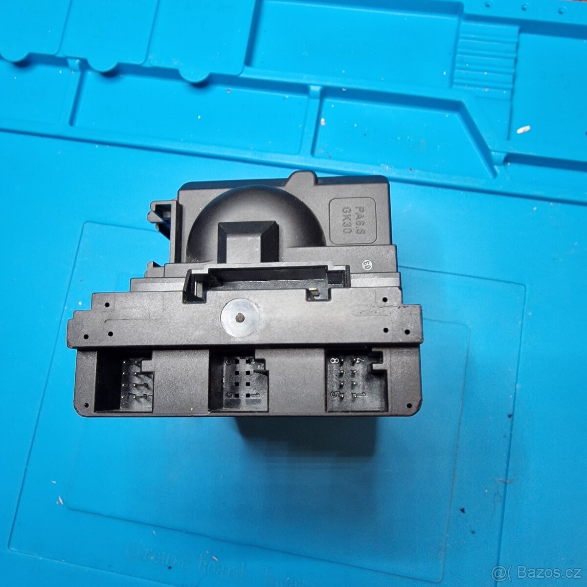 Spinaci skrinka Mercedes Sprinter W906 A9065456408 - 2