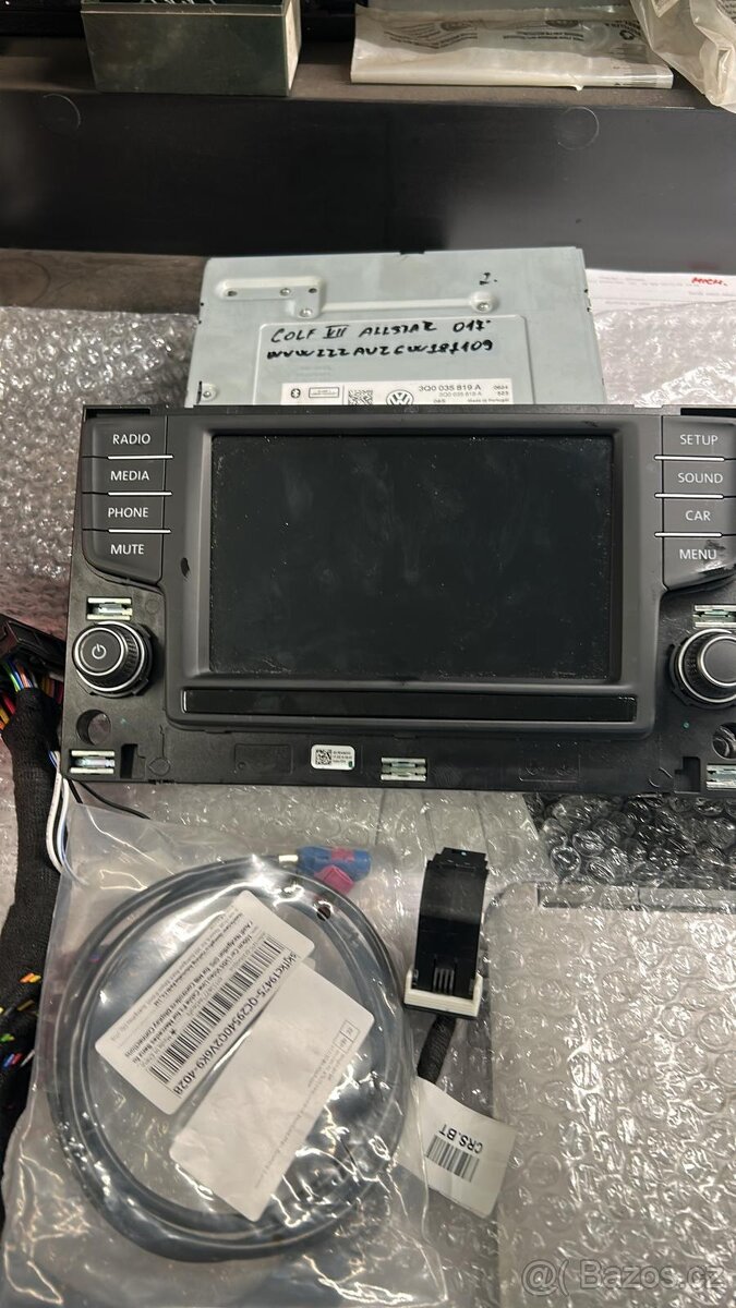 Prodám autorádio VW GOLF 7 - 2