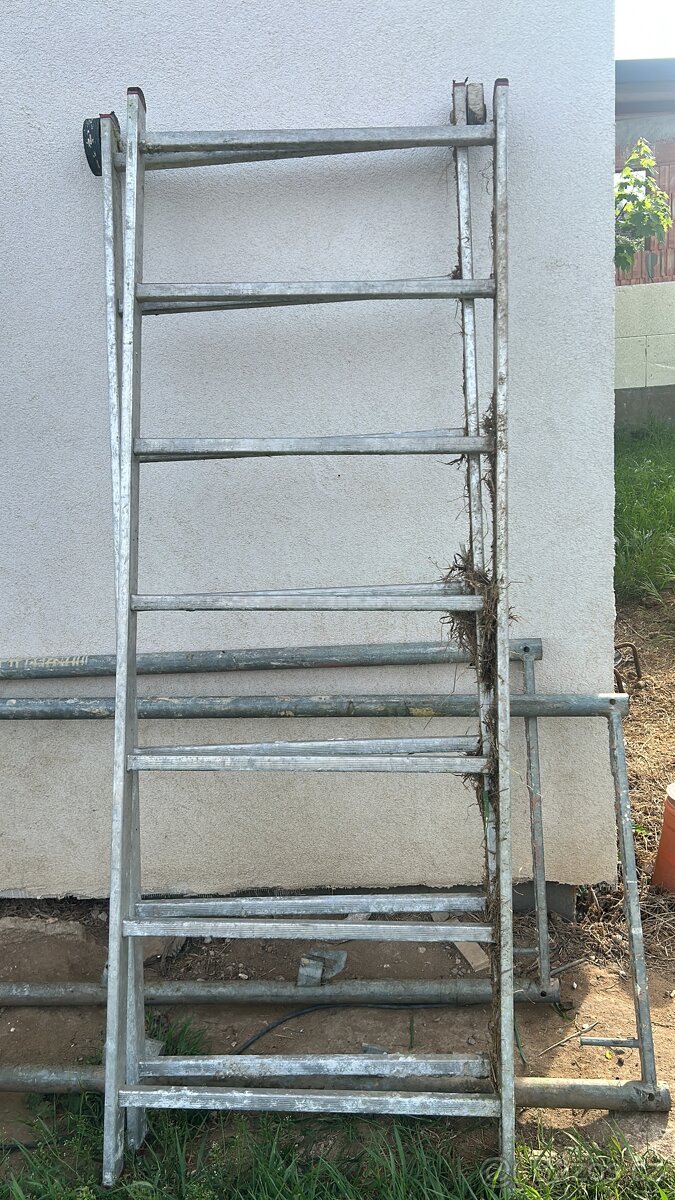 Příslušenství k lešení - 2