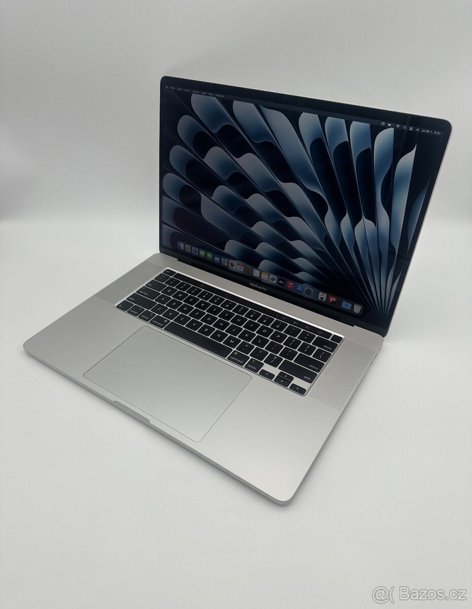 MacBook Pro 16" 2019 CTO Silver + ZÁRUKA - 2