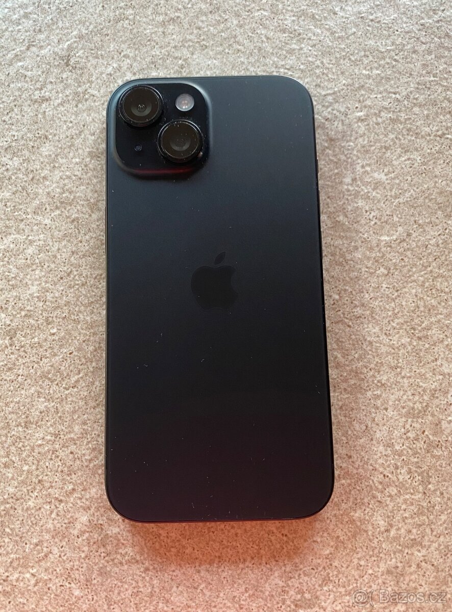 IPhone 15 černý 128GB - 2