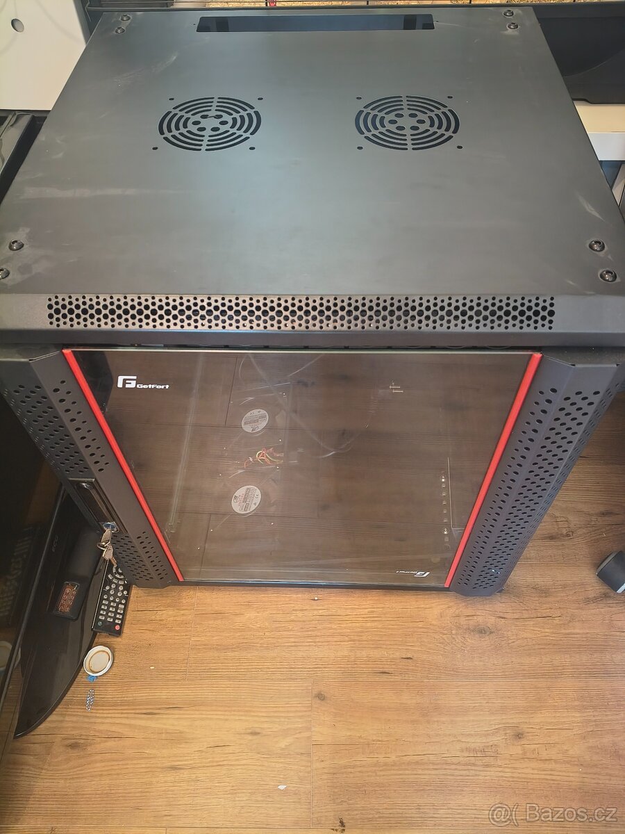 Rack skrin + server case - 2