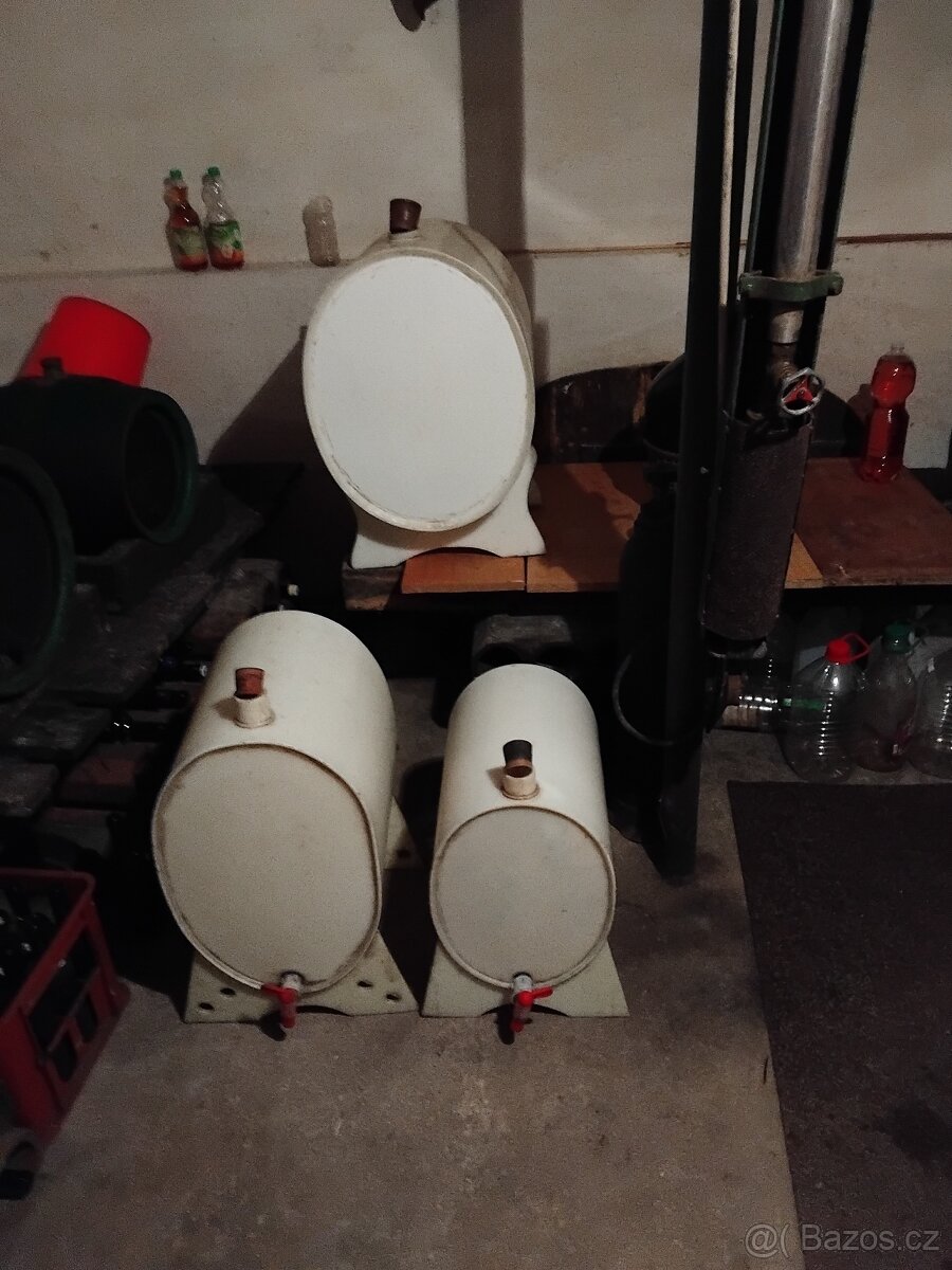 vinařský materiál - 2