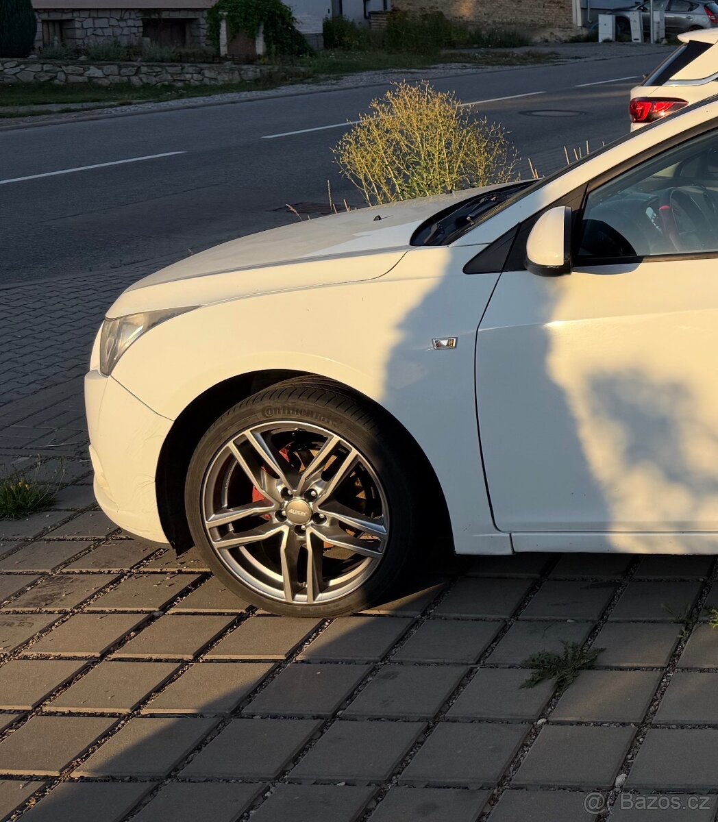 Letní sada 18” Alutec - 2