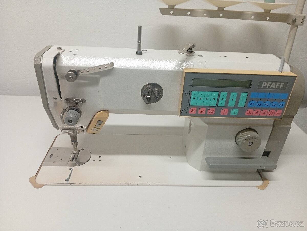Průmyslový stroj PFAFF 1181 - 2