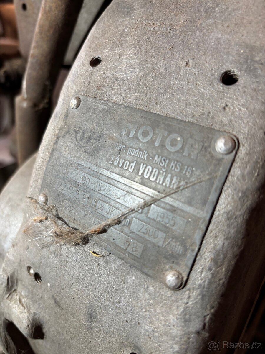 MOTOR 53k r.v. 1955 - 2